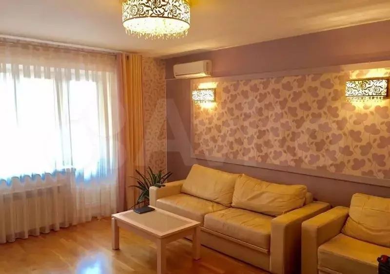 2-к. квартира, 76 м, 7/16 эт. - Фото 1