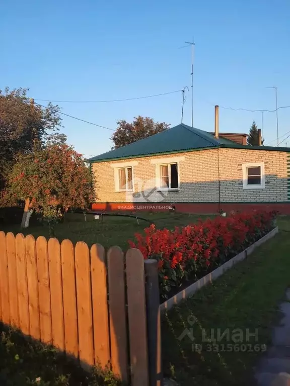 Дом в Новосибирская область, Краснозерский район, Майский сельсовет, ... - Фото 1
