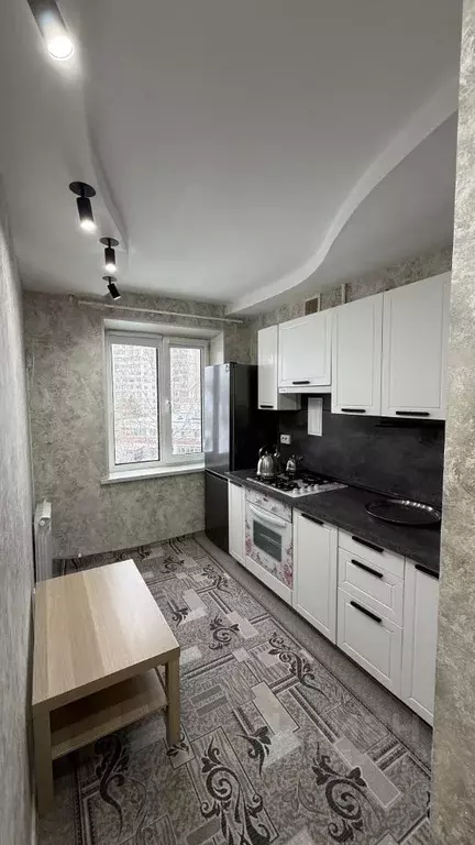 3-к кв. Башкортостан, Уфа ул. Юрия Гагарина, 37 (60.8 м) - Фото 1