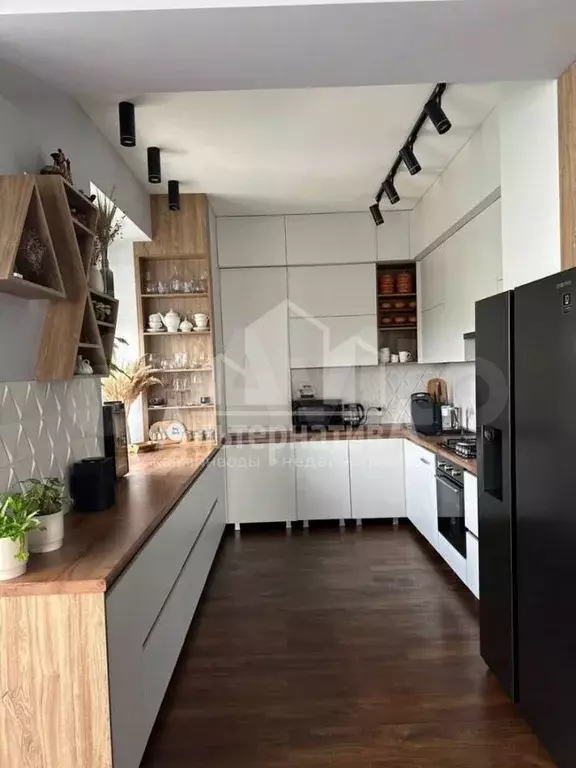 4-к. квартира, 94 м, 7/8 эт. - Фото 0