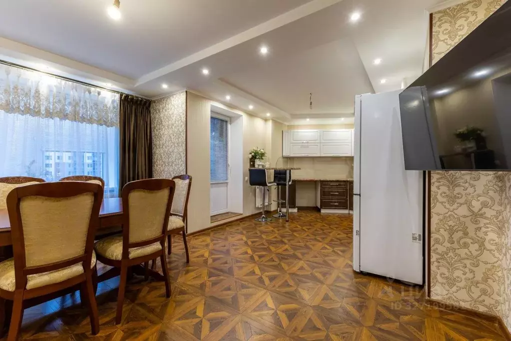 2-к кв. Ленинградская область, Мурино Всеволожский район, пл. ... - Фото 1