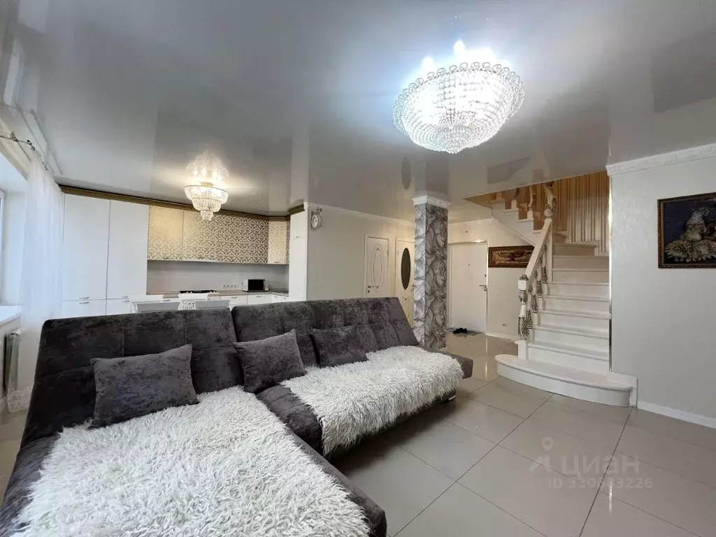 3-к кв. Чувашия, Чебоксары Университетская ул., 38к3 (150.0 м) - Фото 1