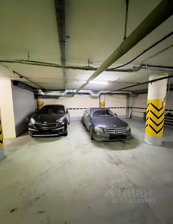 Гараж в Свердловская область, Екатеринбург ул. Красноармейская, 10 (18 ... - Фото 2