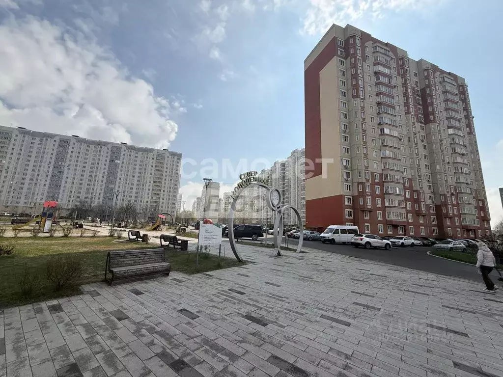 1-к кв. Курская область, Курск просп. Вячеслава Клыкова, 62 (37.0 м) - Фото 1