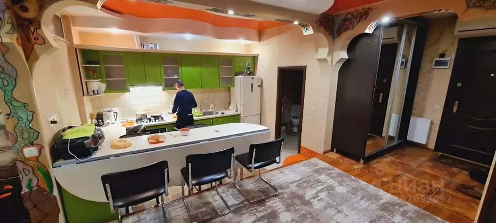 Дом в Крым, Симферополь ул. Инкубаторная (90 м) - Фото 1