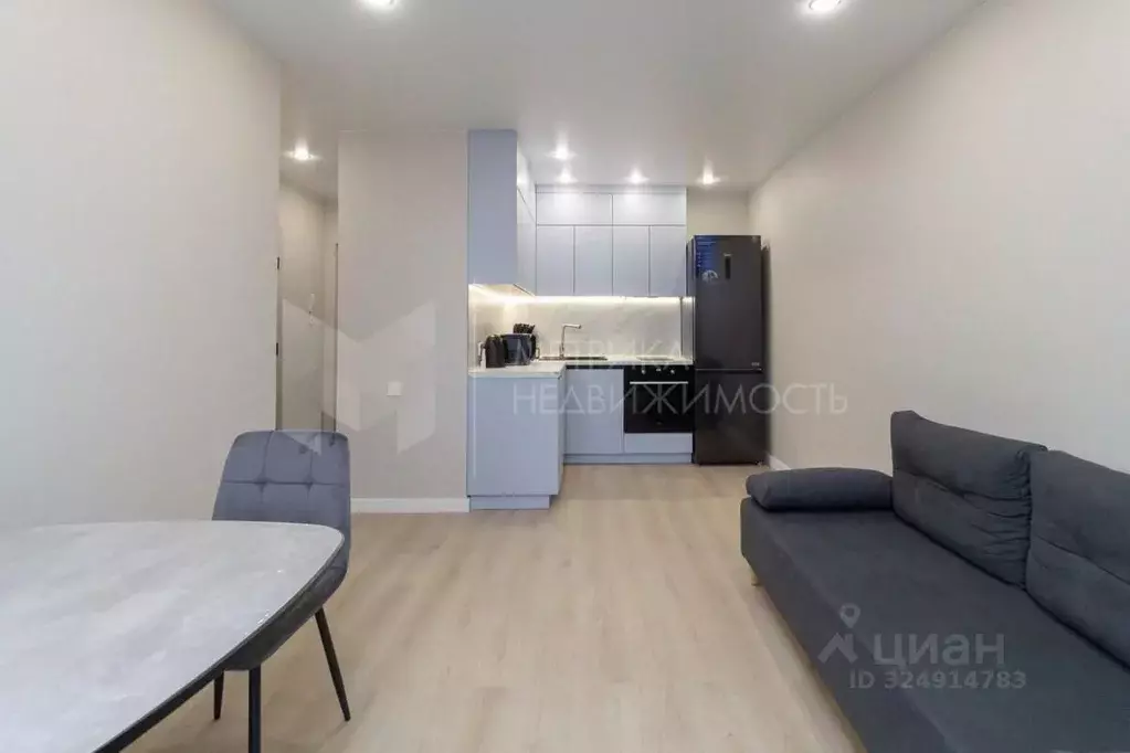 1-к кв. Тюменская область, Тюмень ул. Николая Глебова, 3 (40.0 м) - Фото 2