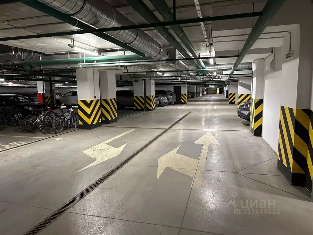 Гараж в Санкт-Петербург ул. Среднерогатская, 13к1 (15 м) - Фото 1