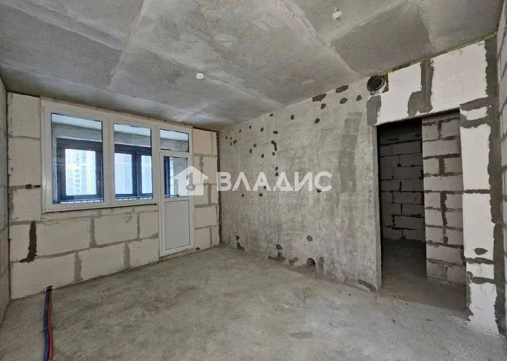 Продается 3-комнатная квартира - Фото 1