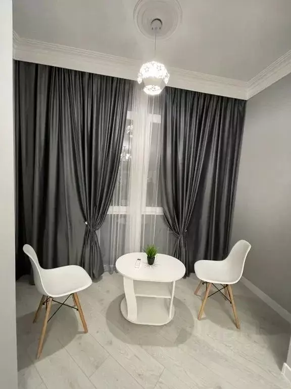 2-к кв. Дагестан, Каспийск просп. М. Омарова, 8 (60.0 м) - Фото 1