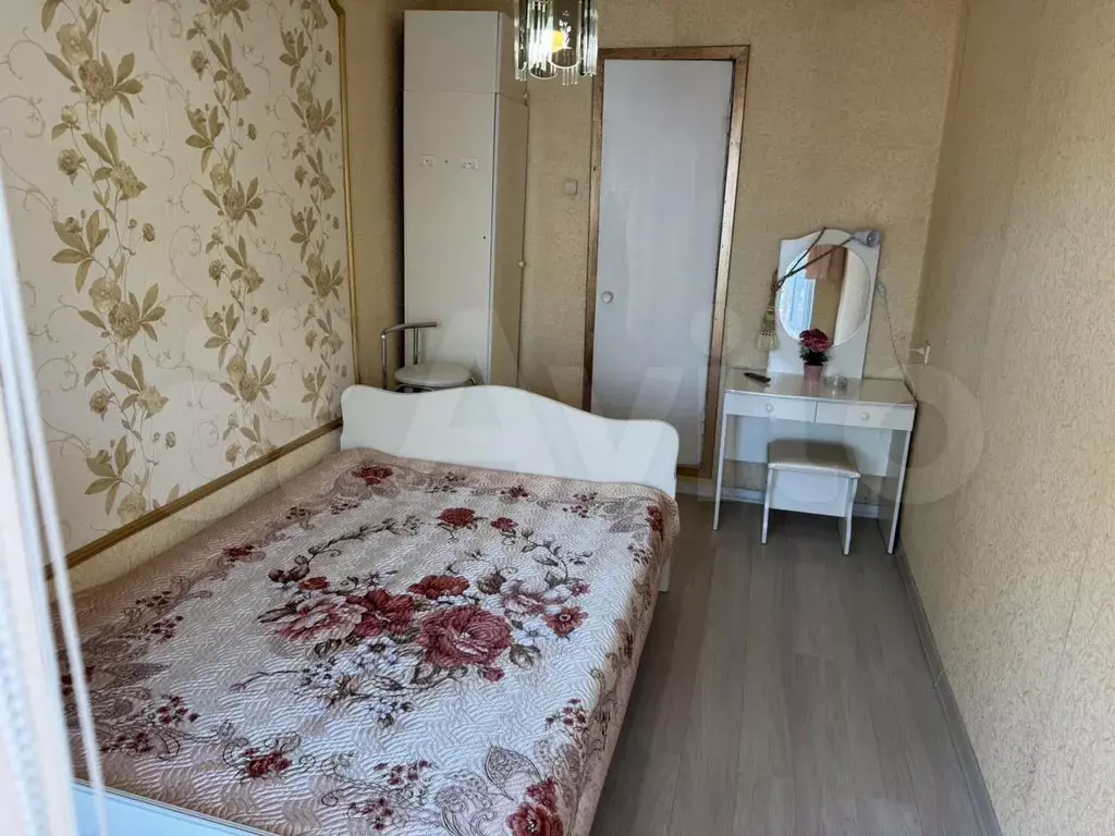 Комната 15 м, 1/2 эт. - Фото 0