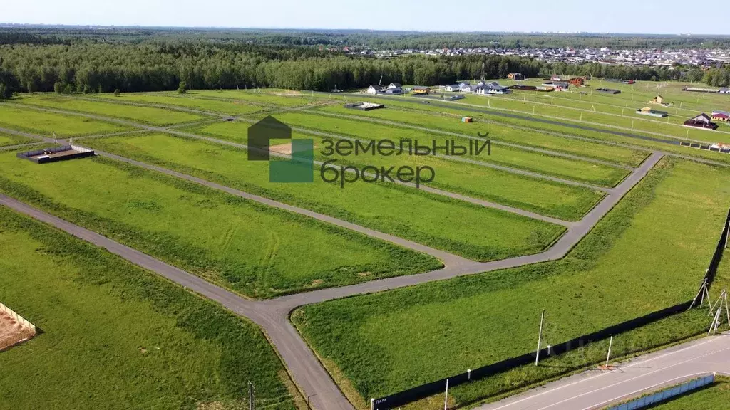 Участок в Московская область, Домодедово городской округ, д. Минаево, ... - Фото 0