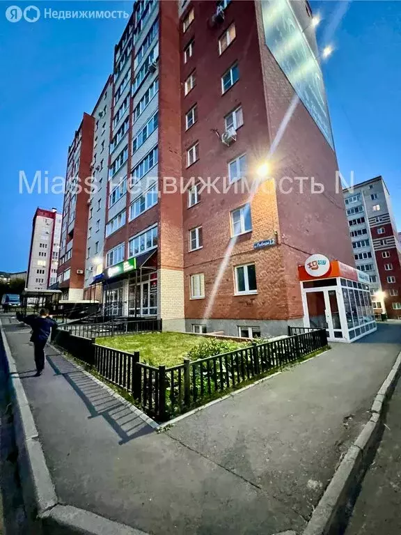 квартира-студия: миасс, улица победы, 12 (23.5 м) - Фото 1