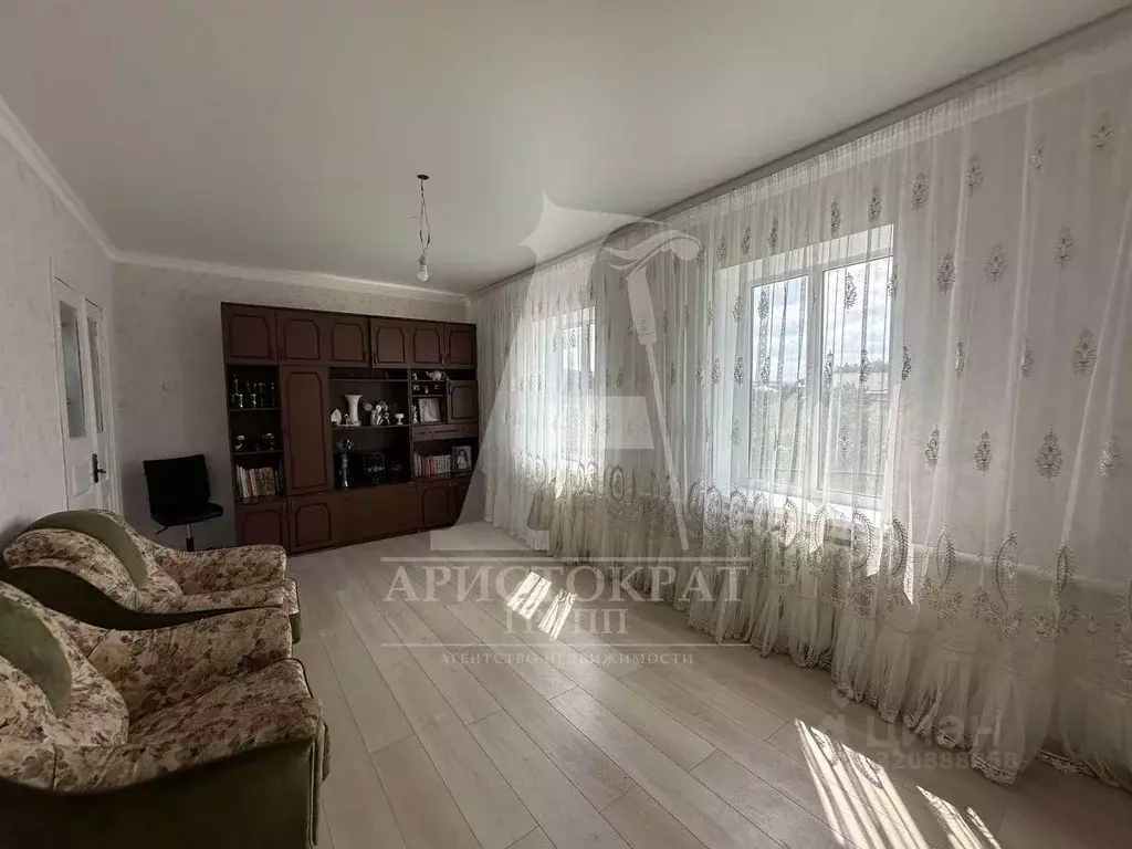 Дом в Ставропольский край, Предгорный муниципальный округ, с. Юца ул. ... - Фото 0