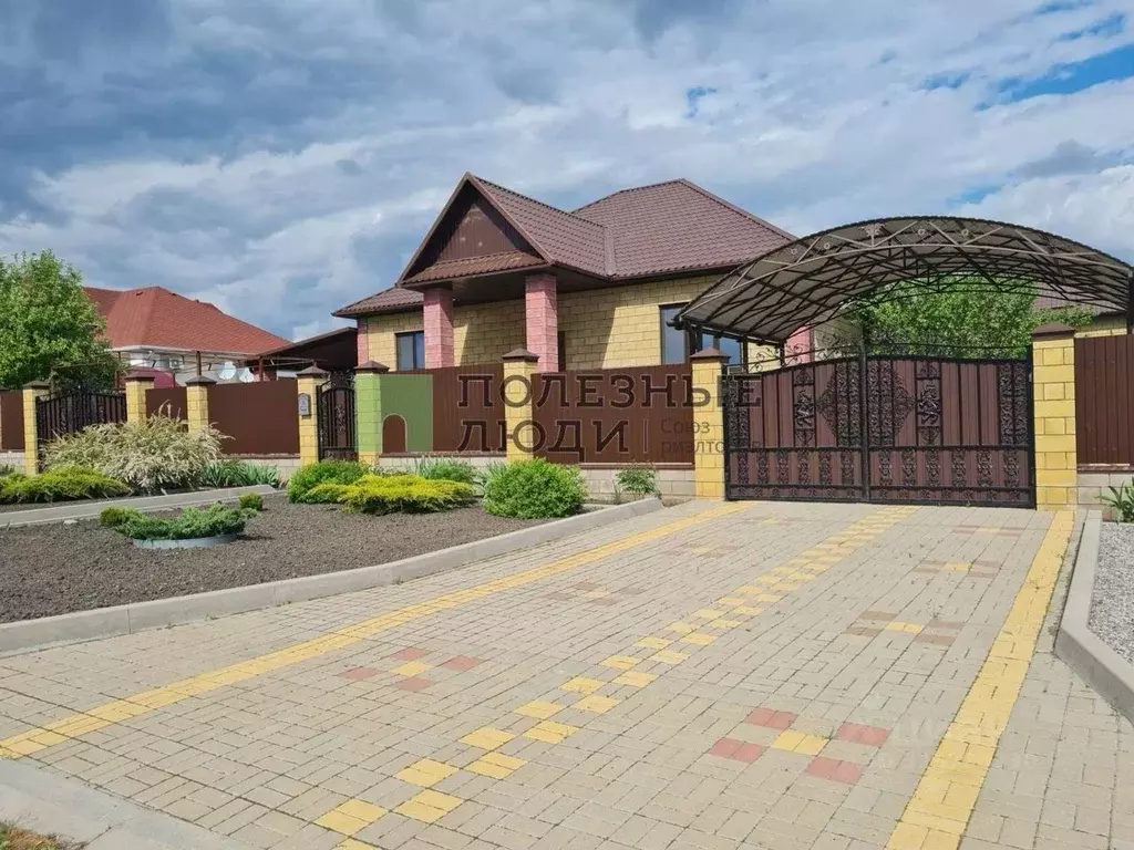 Дом в Белгородская область, Белгородский район, Тавровское с/пос, с. ... - Фото 1