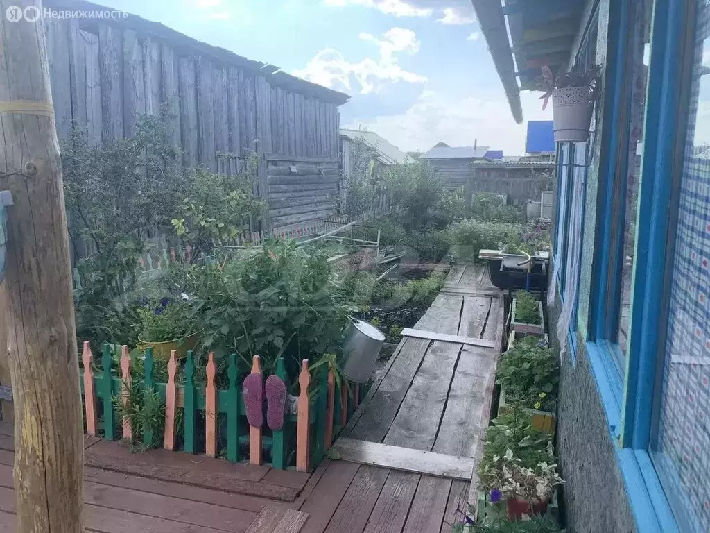 Дом в Тюменская область, Исетский муниципальный округ, село Рафайлово ... - Фото 1