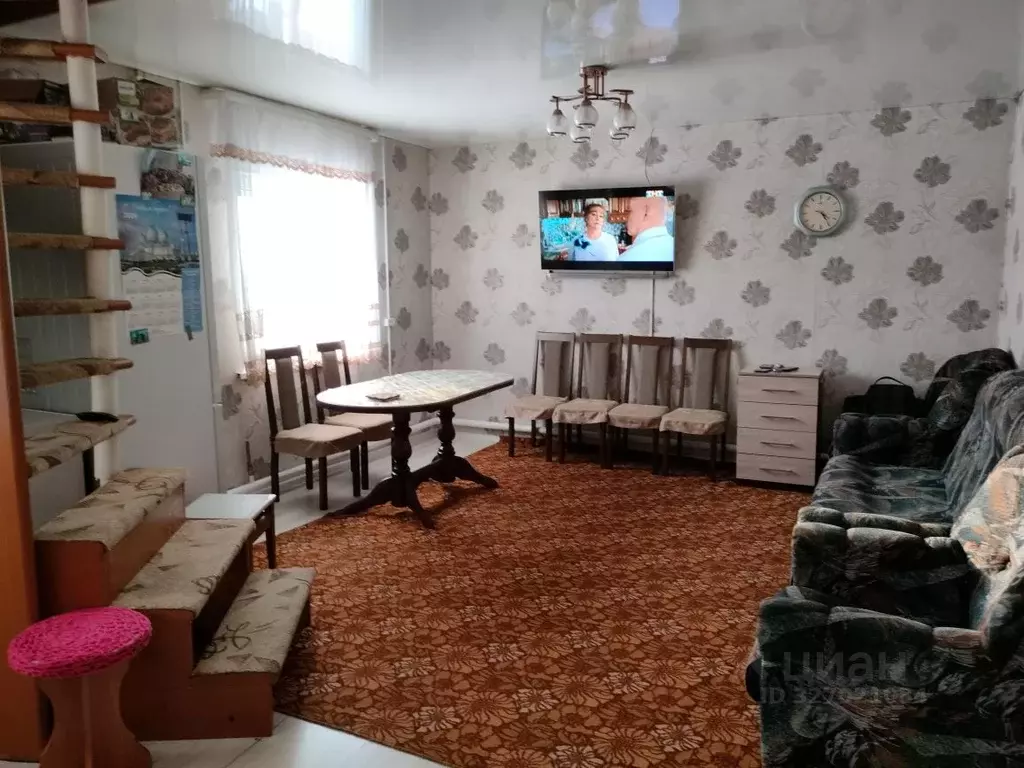 Дом в Омская область, Омск Порт-Артур мкр, ул. 10-я Комсомольская, 46 ... - Фото 2