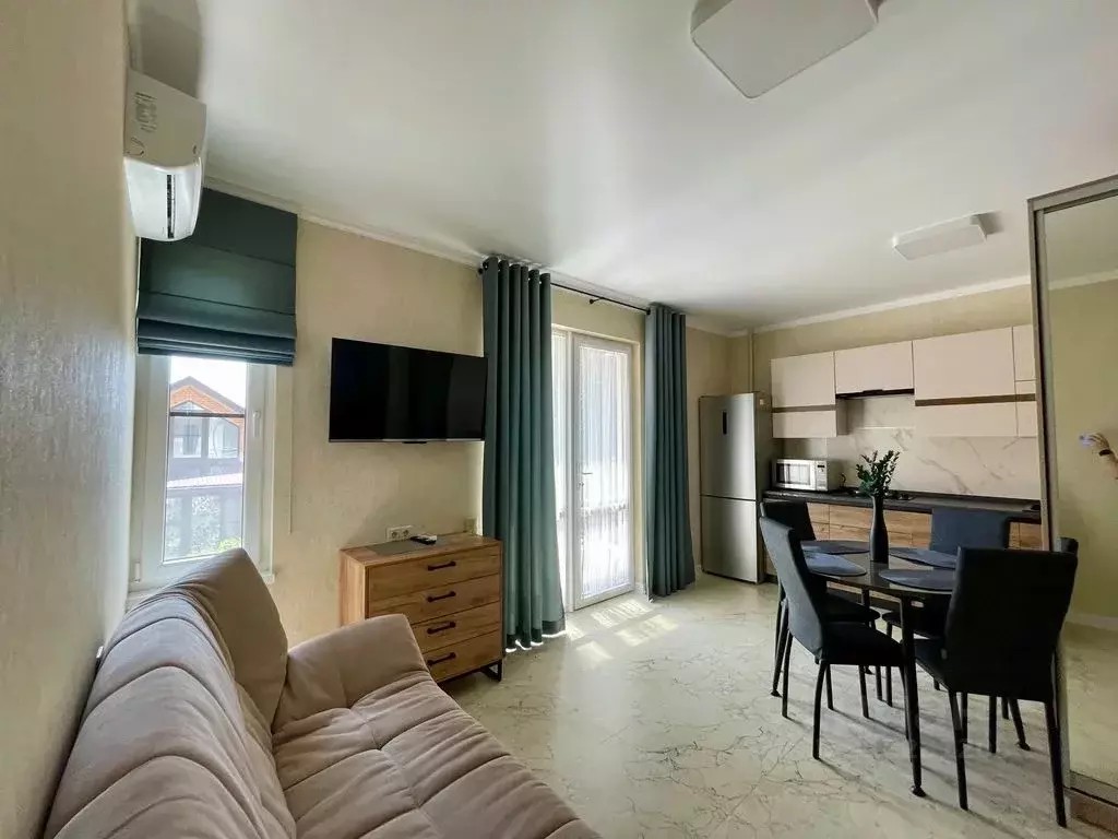 Комната Краснодарский край, Геленджик ул. Красных Партизан, 12 - Фото 1