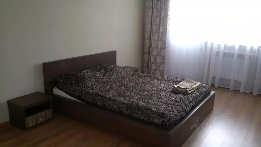 3-к кв. Оренбургская область, Оренбург Салмышская ул, 72 (100.0 м) - Фото 1
