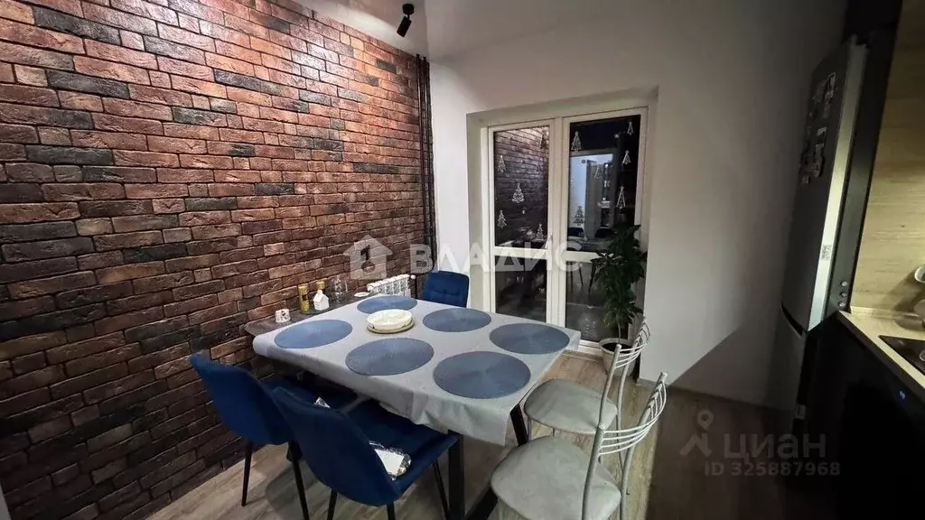 2-к кв. Воронежская область, Воронеж ул. 9 Января, 68к1 (58.3 м) - Фото 1