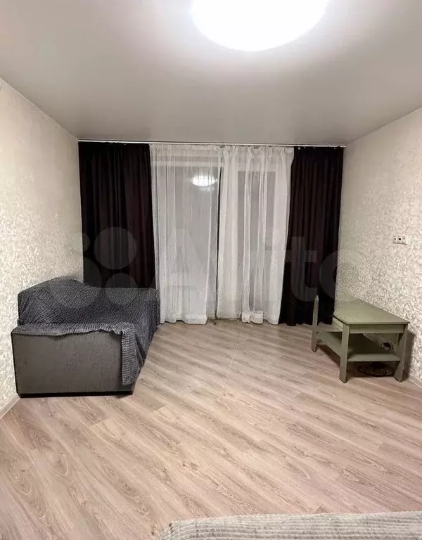 1-к. квартира, 32 м, 7/9 эт. - Фото 0