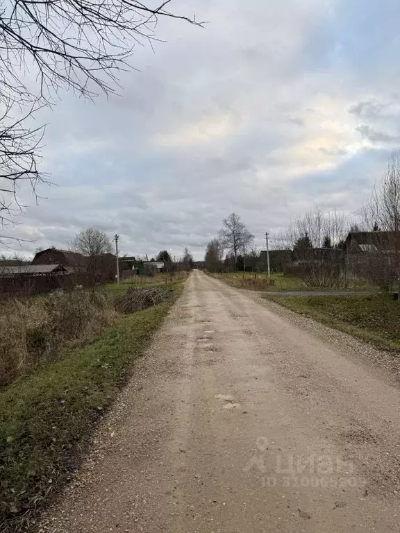 Участок в Тверская область, Конаковский муниципальный округ, Козлово ... - Фото 1