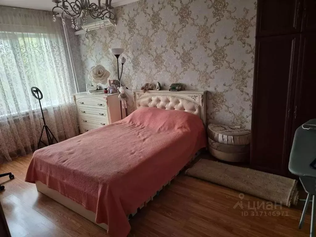 2-к кв. Краснодарский край, Крымск ул. Карла Либкнехта, 7 (48.0 м) - Фото 0
