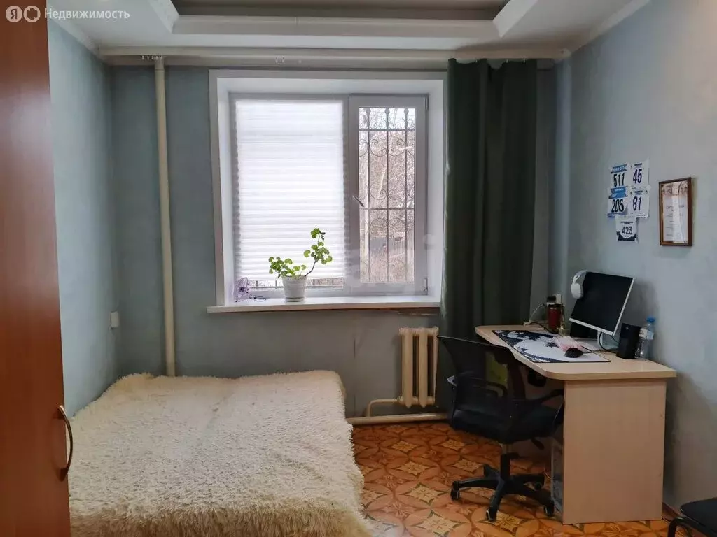 3-комнатная квартира: Ирбит, улица Маяковского, 9 (61 м) - Фото 1