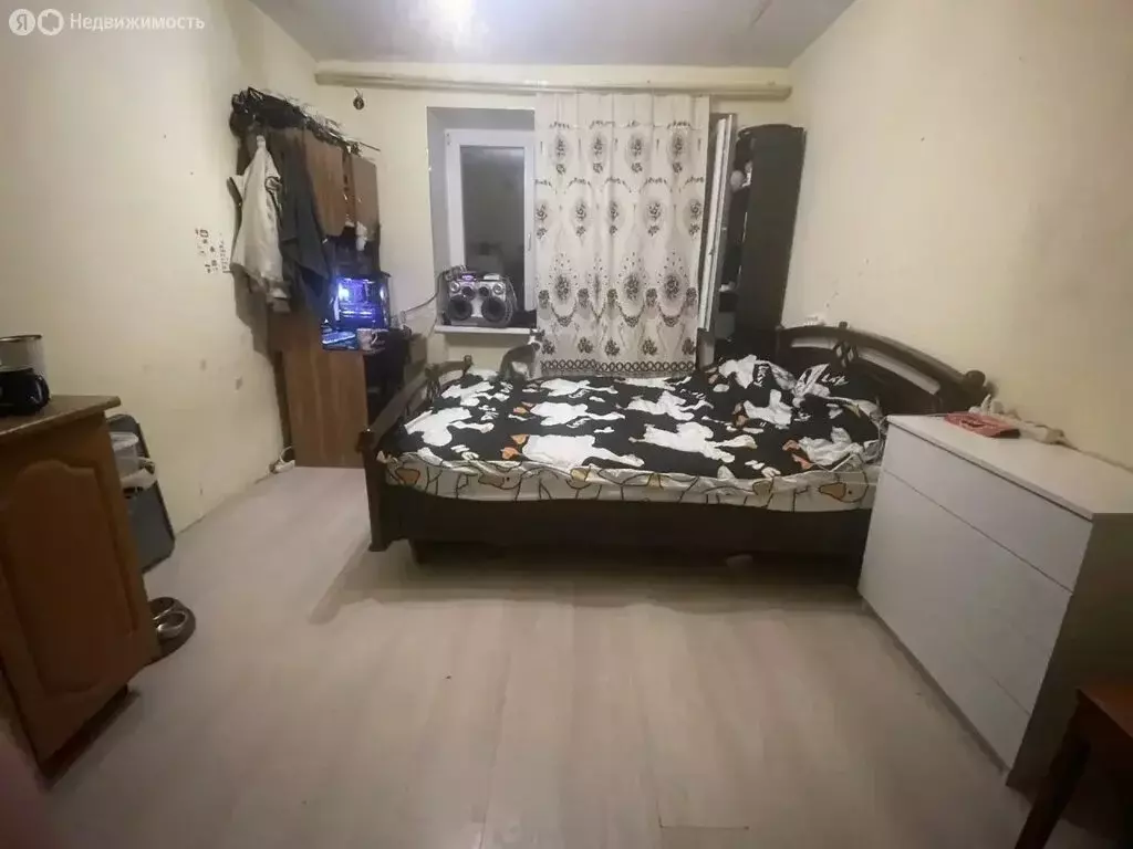1к в 4-комнатной квартире (12.9 м) - Фото 1