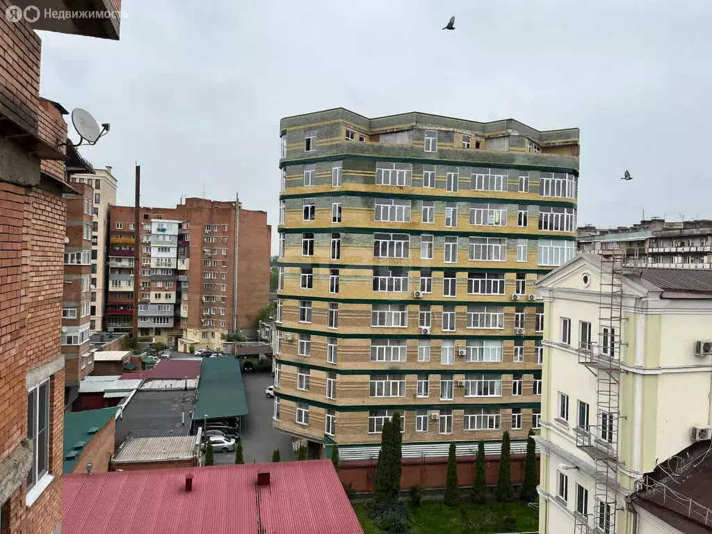 3-комнатная квартира: Владикавказ, улица Карла Маркса, 4 (100 м) - Фото 0