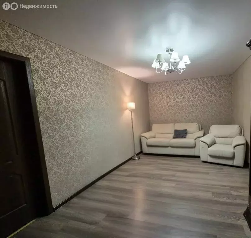 3-комнатная квартира: Мурманск, улица Ломоносова, 12 (58 м) - Фото 2