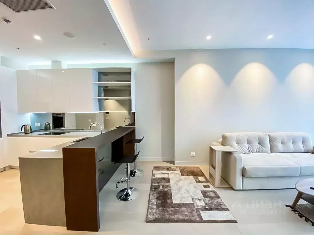 2-к кв. Москва 1-й Красногвардейский проезд, 22с2 (62.1 м) - Фото 0