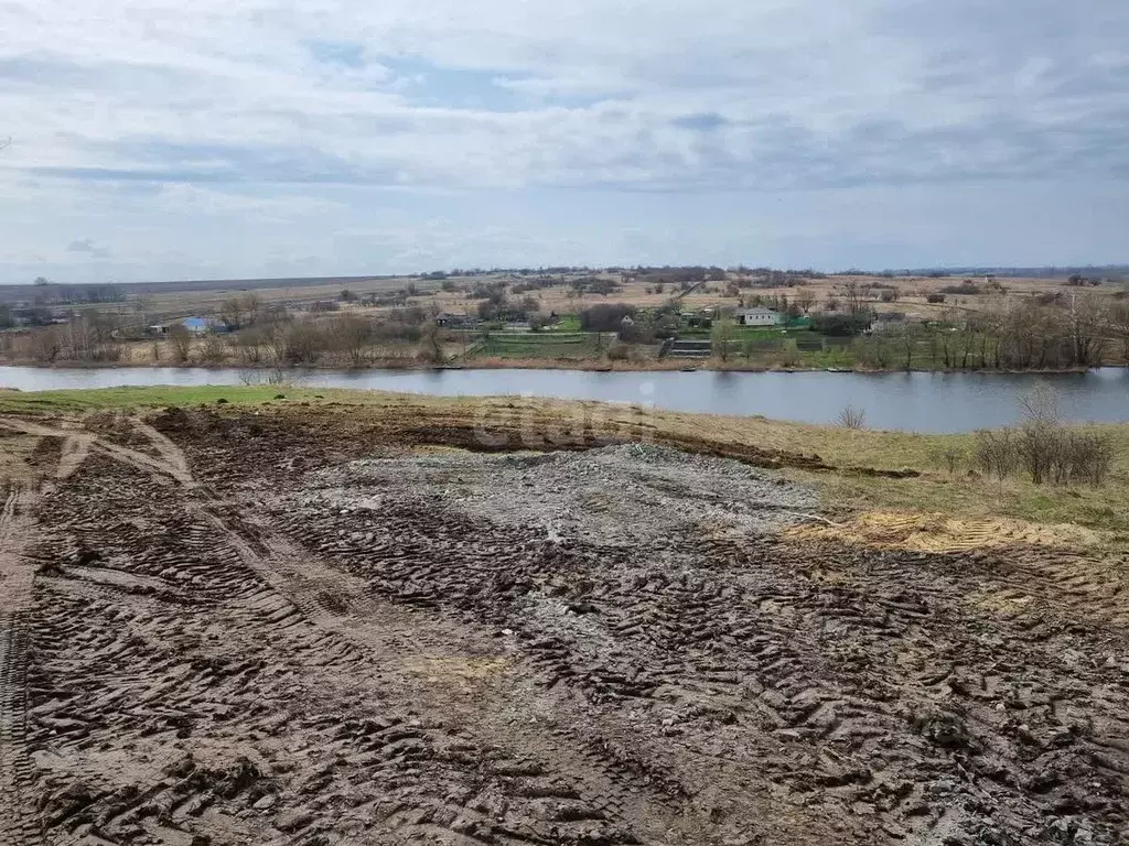 Участок в Белгородская область, Белгородский район, Бессоновское ... - Фото 1