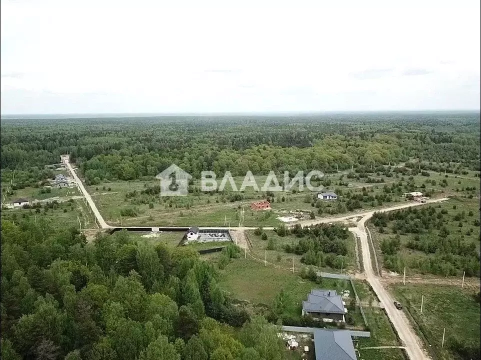 Участок в Владимирская область, Владимир д. Уварово, ул. Дубровка ... - Фото 1