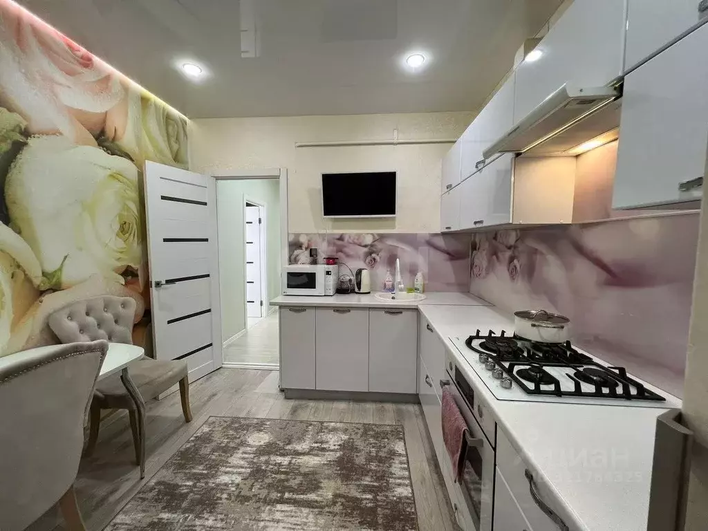 2-к кв. Ямало-Ненецкий АО, Новый Уренгой ул. 26-го съезда КПСС, 8А ... - Фото 1