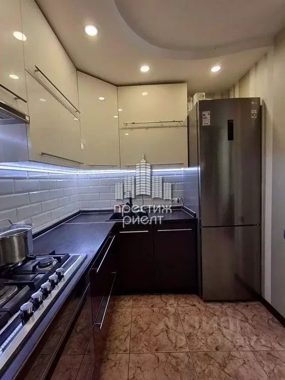 3-к кв. Калужская область, Калуга ул. Салтыкова-Щедрина, 43 (73.2 м) - Фото 2