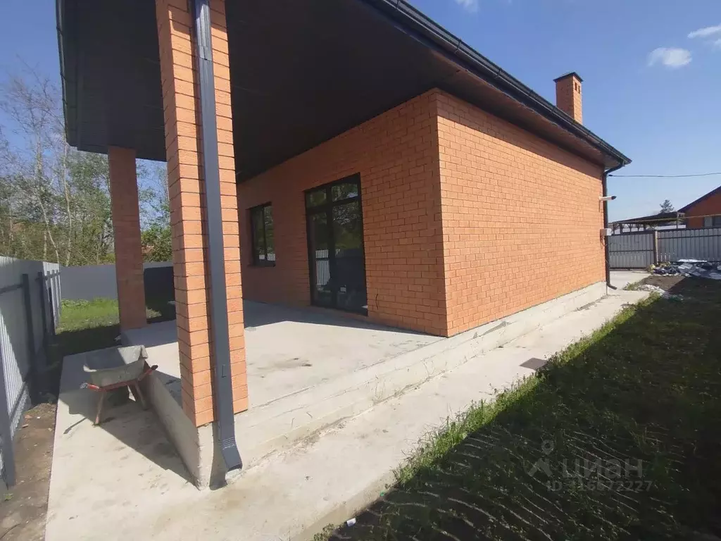 Дом в Краснодарский край, Краснодар Северный мкр, ул. Александра ... - Фото 1