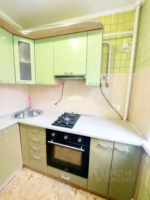 3-к кв. Крым, Керчь ул. Орджоникидзе, 117 (57.0 м) - Фото 1
