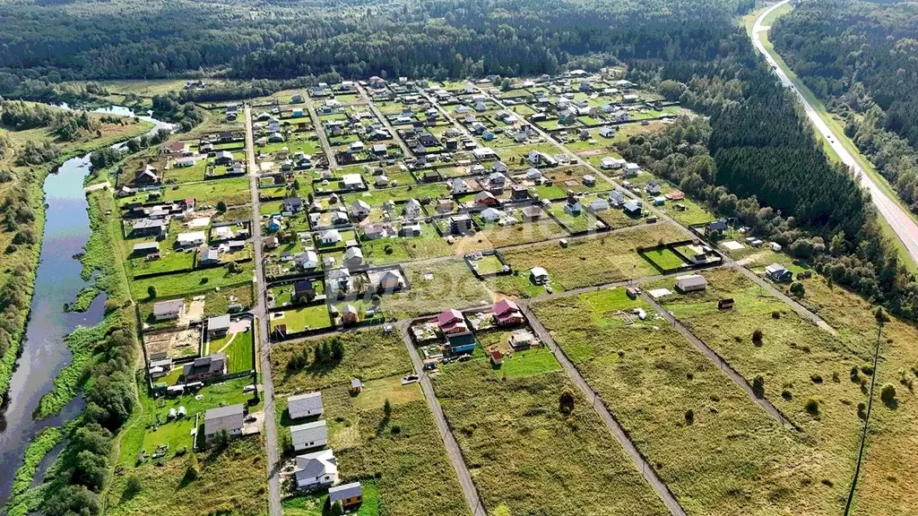 Участок в Ленинградская область, Тосненское городское поселение, ... - Фото 1