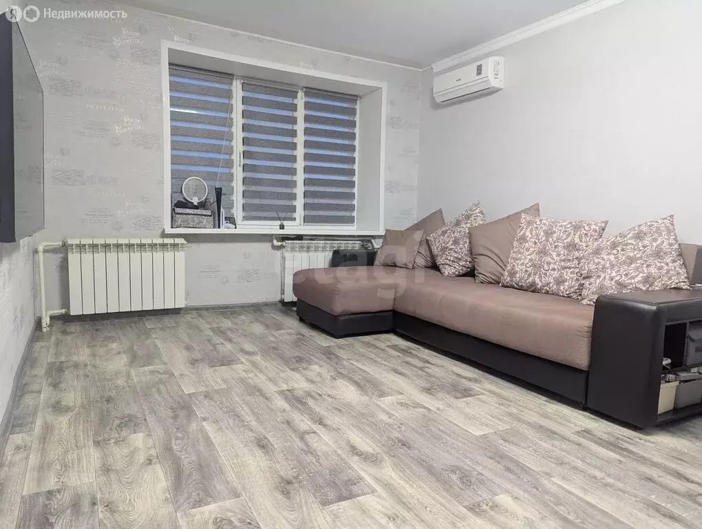 1-комнатная квартира: Альметьевск, улица Гафиатуллина, 22А (28 м) - Фото 1