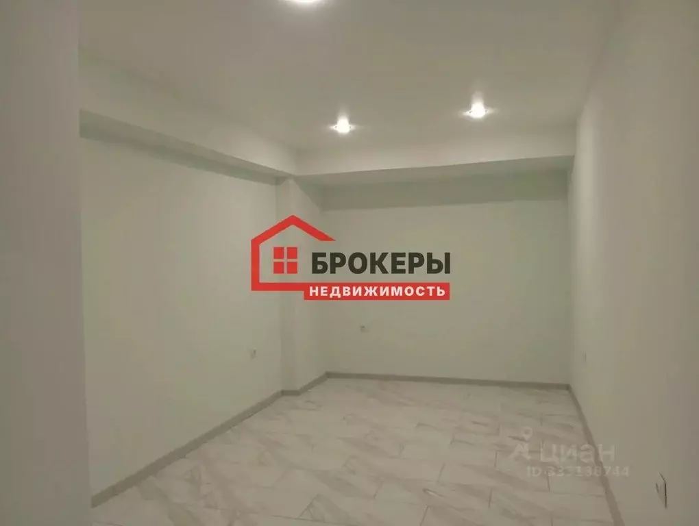 Помещение свободного назначения в Севастополь ул. Колобова, 34/1 (18 ... - Фото 2
