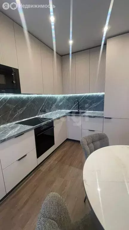 2-комнатная квартира: Иркутск, Красноказачья улица, 23/2 (58.1 м) - Фото 2