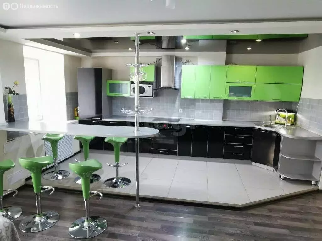 3-комнатная квартира: Киров, Солнечная улица, 12 (100 м) - Фото 2