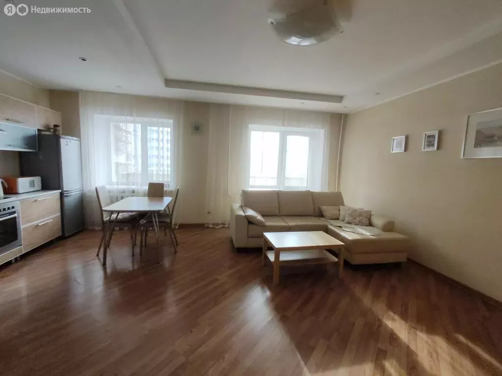 3-комнатная квартира: Киров, Пятницкая улица, 93А (89.4 м) - Фото 2