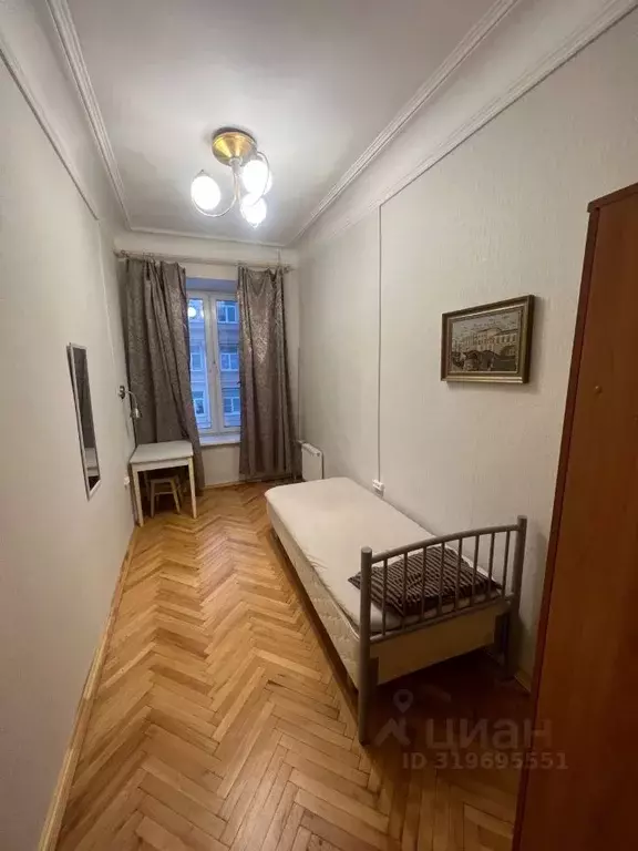 Комната Санкт-Петербург 9-я Красноармейская ул., 8 (13.0 м) - Фото 1