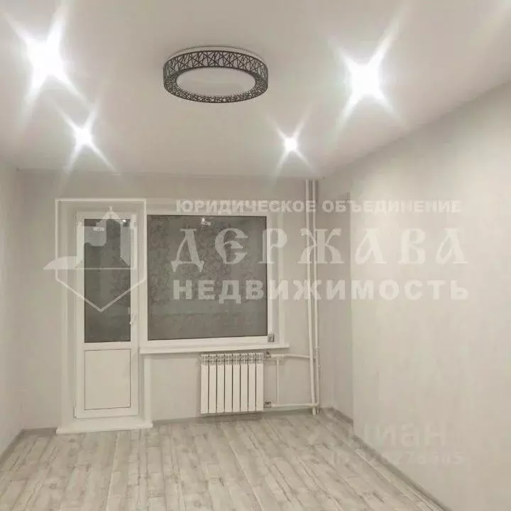 1-к кв. Кемеровская область, Юрга ул. Машиностроителей, 51 (33.0 м) - Фото 1