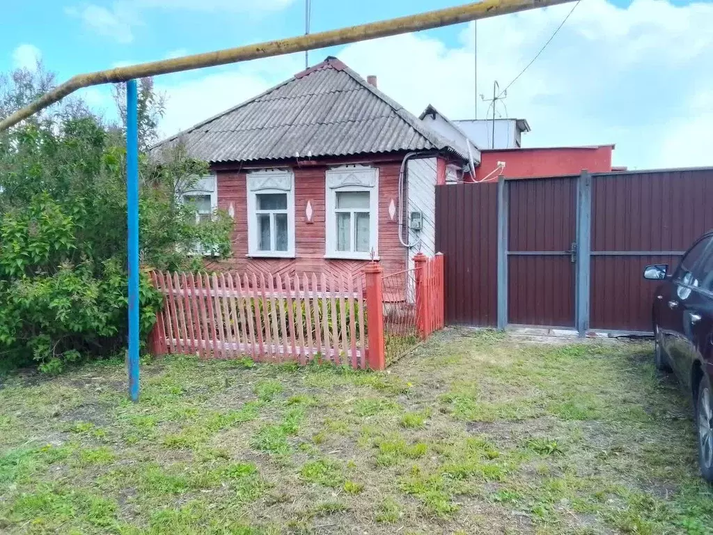 Дом в Белгородская область, Новооскольский муниципальный округ, с. ... - Фото 1