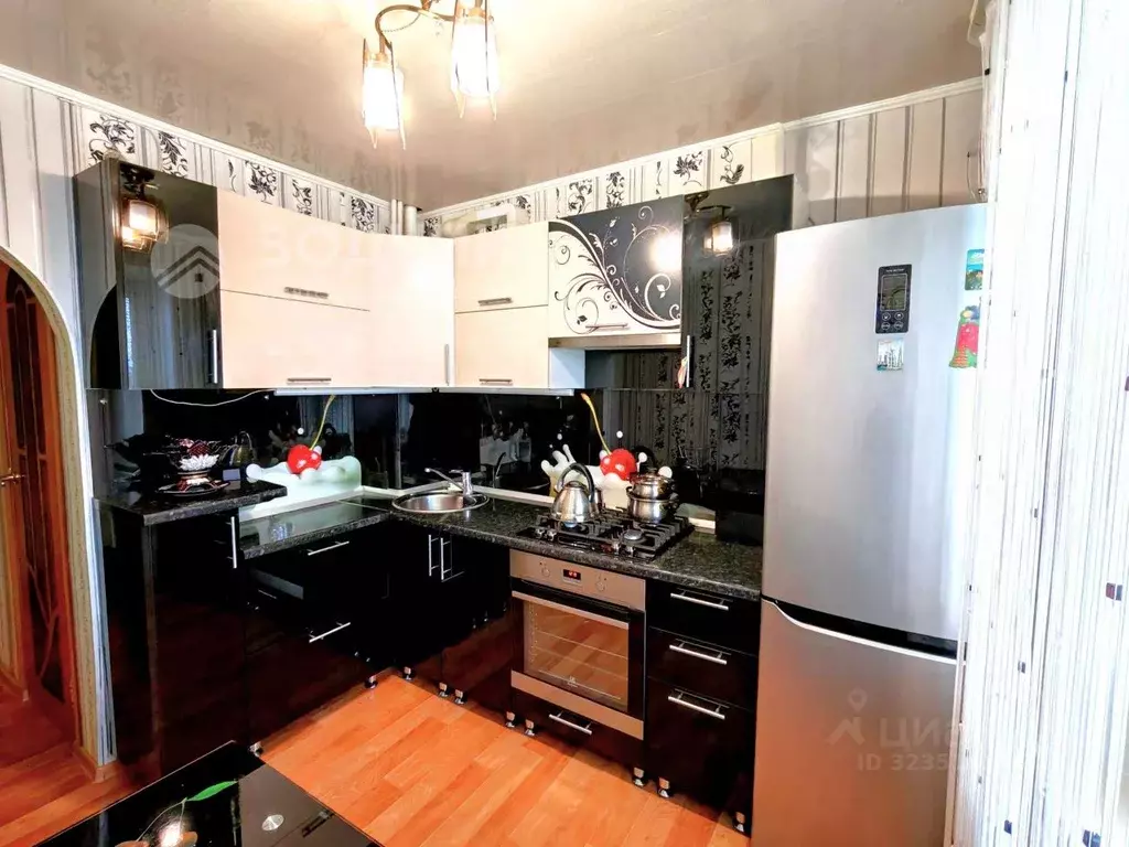 2-к кв. Чувашия, Канаш ул. 30 лет Победы, 106 (51.4 м) - Фото 2