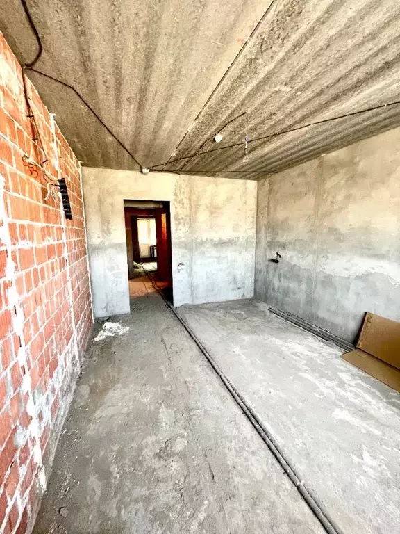 1-к кв. Саратовская область, пос. Дубки ул. Центральная, 7Б (45.0 м) - Фото 0