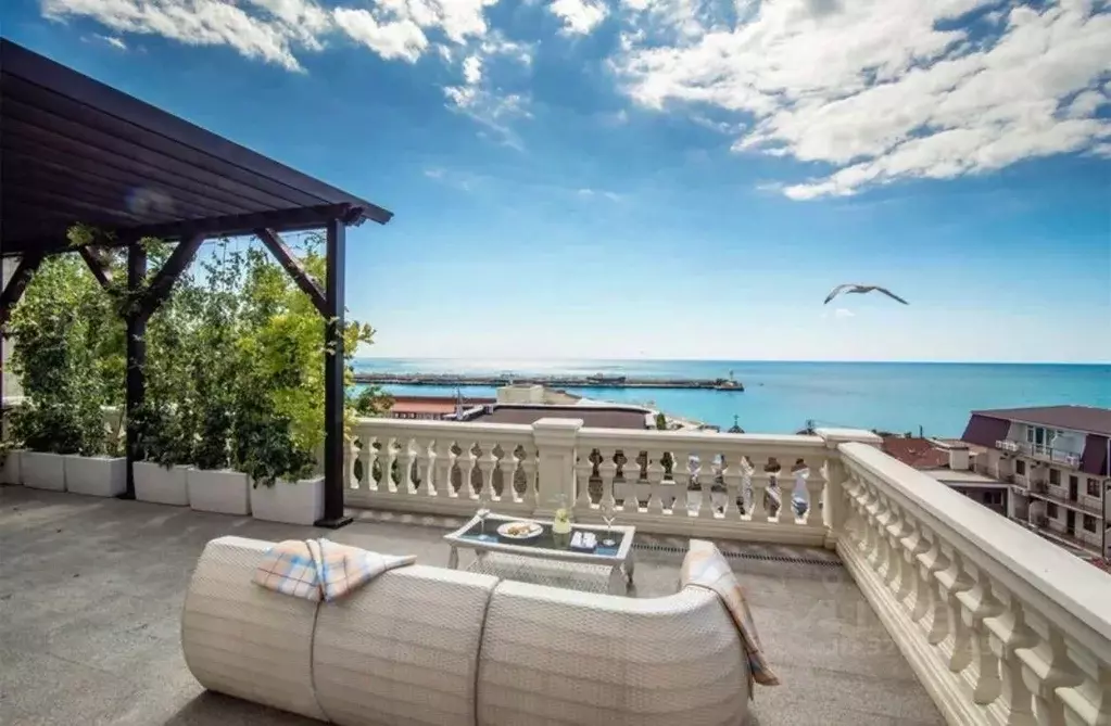 1-к кв. Крым, Ялта ул. Имени Архитектора Н.П. Краснова, 2 (77.4 м) - Фото 1