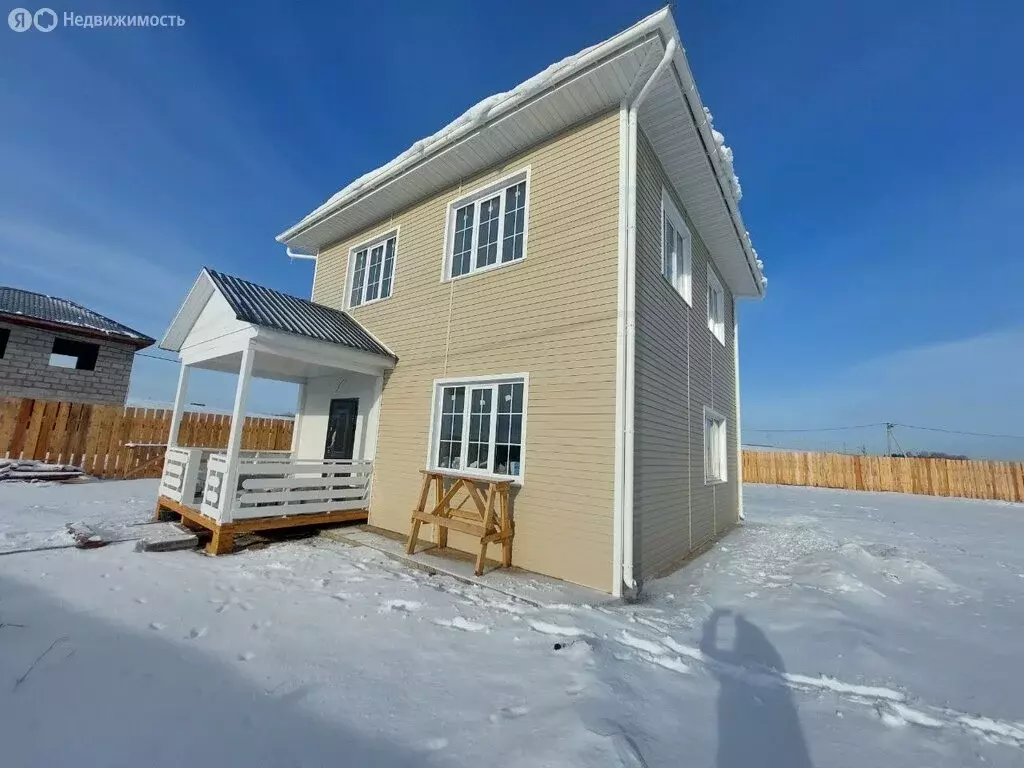 Дом в Урик, Славная улица (180 м) - Фото 2